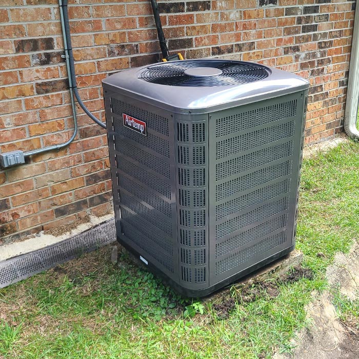 house-exteriors-with-air-conditioner-unit-installed-many-la